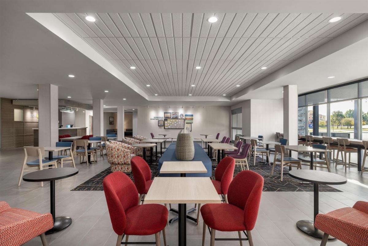 Home2 Suites By Hilton Muncie - Housity