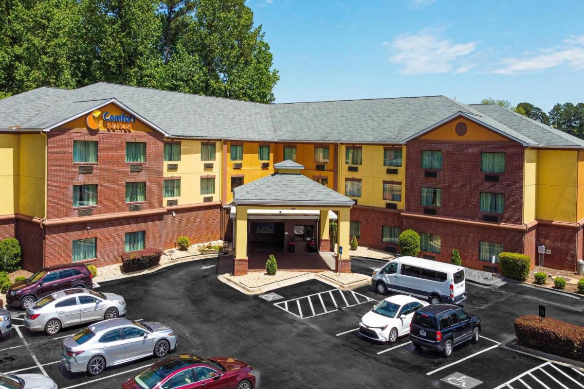 Comfort Suites Morrow- Atlanta South - Housity