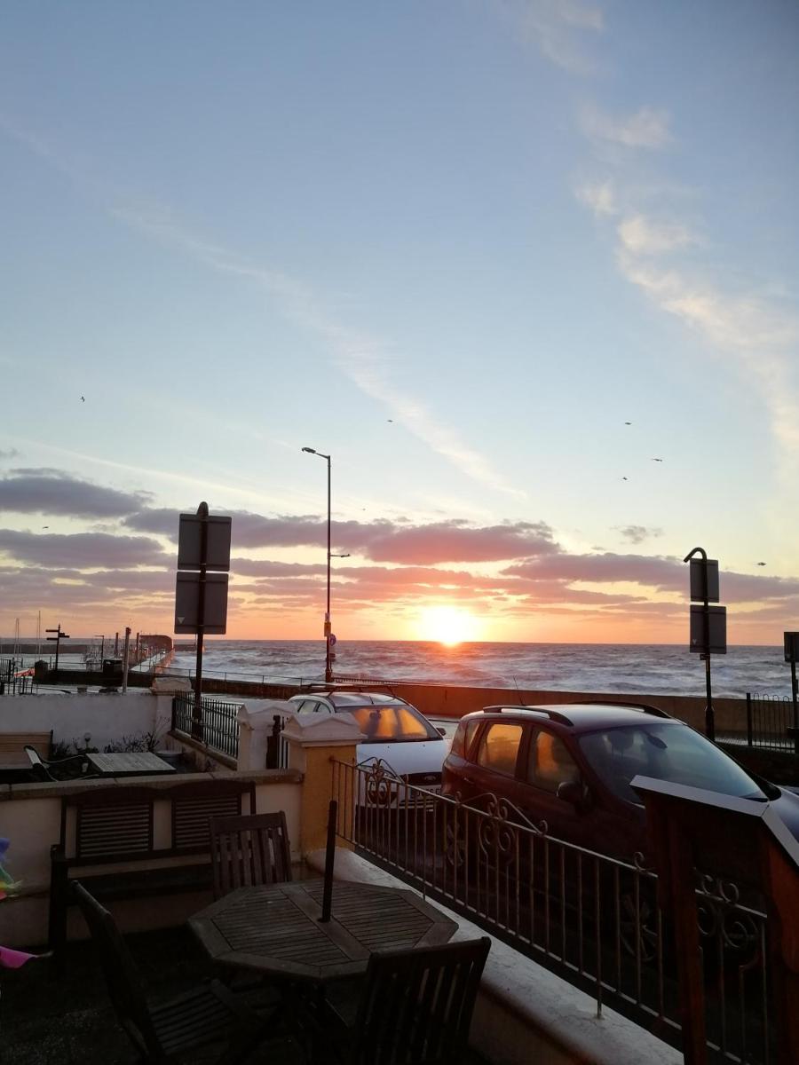 Rowntree Seaview Holiday Apartments - Housity