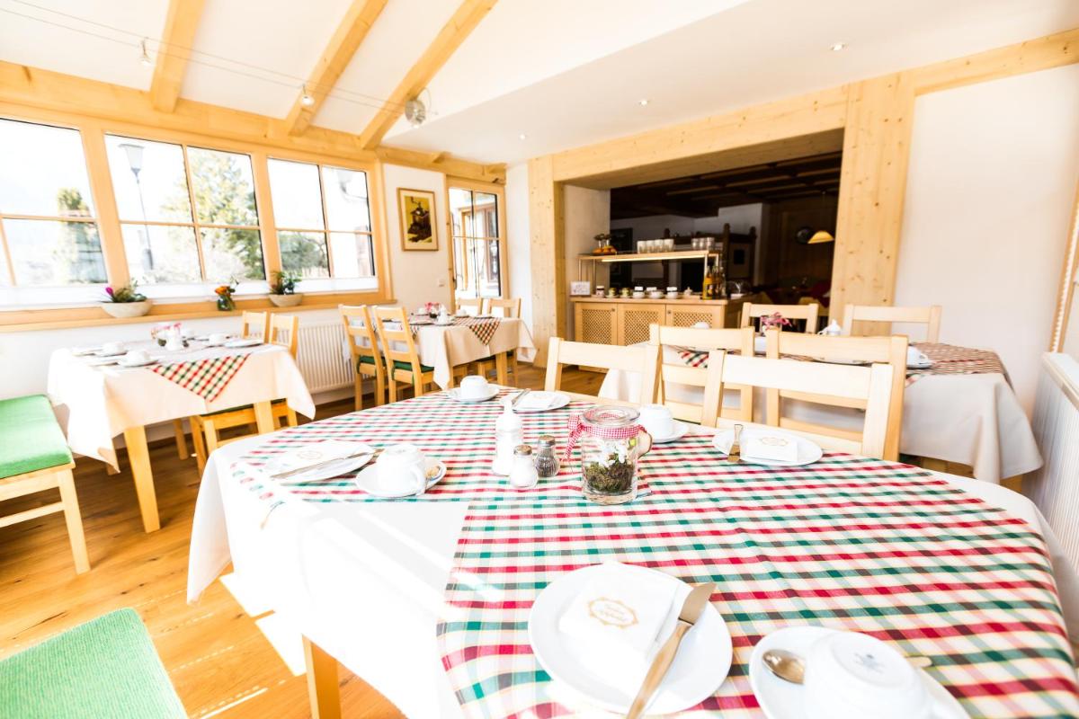 Gästehaus Enzianhof Hotel Garni - Housity