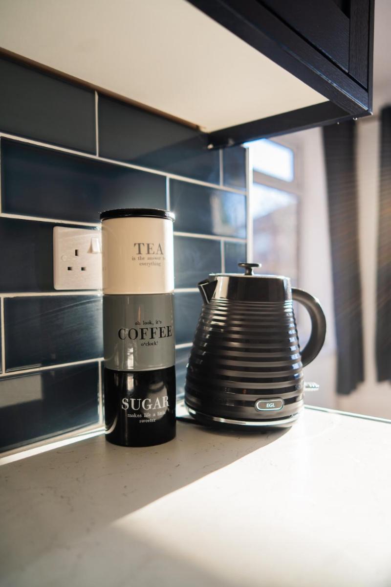 Cosy & Stylish Home in St Helens - Housity