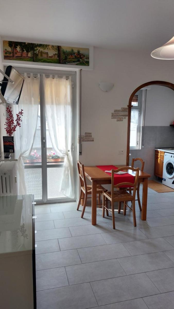 Appartamenti Deani Rozzano Humanitas - Forum Assago - Housity