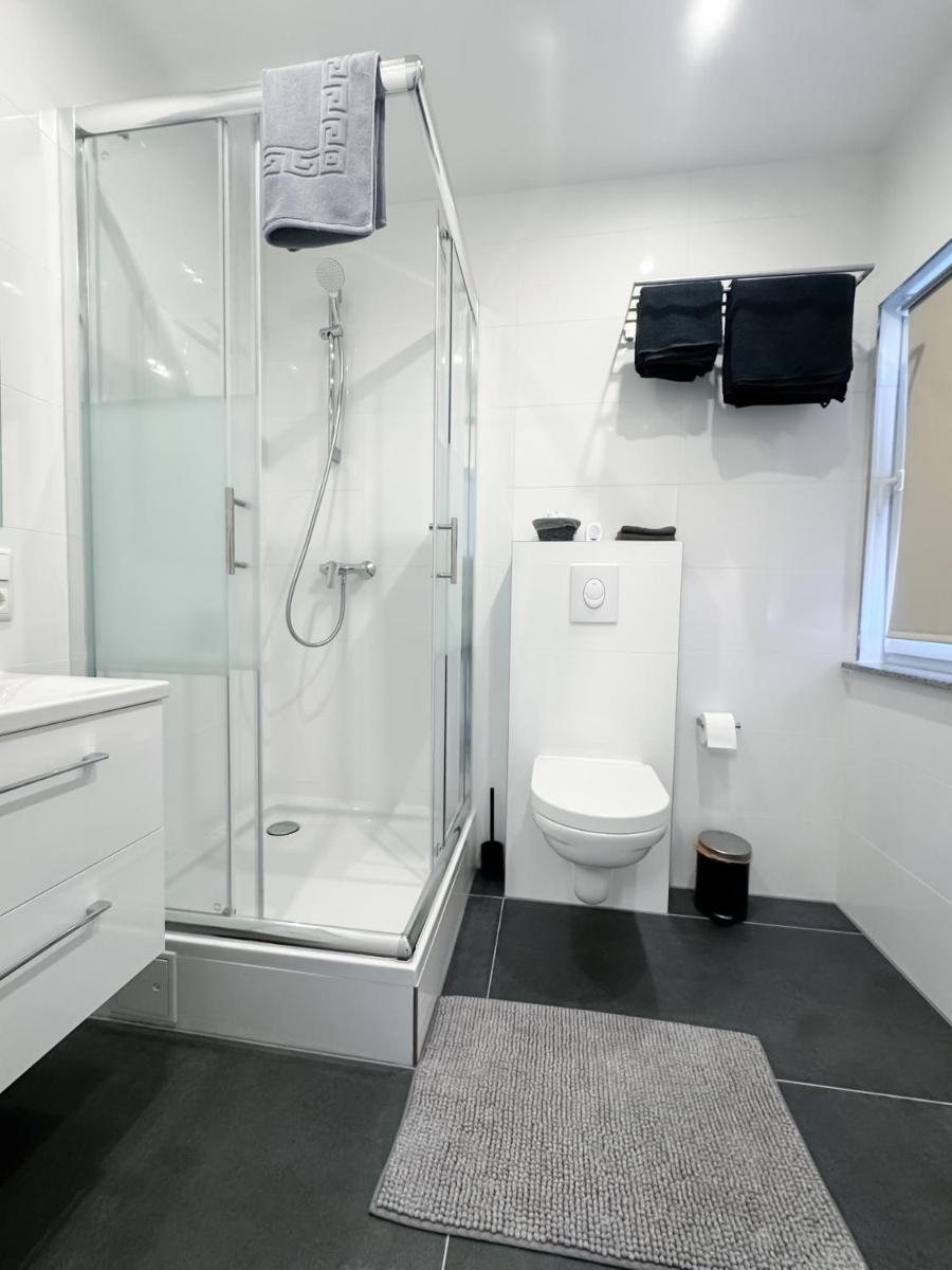 Durdi - Serviced Apartments - 24h Self-Check-in & Parking - Housity