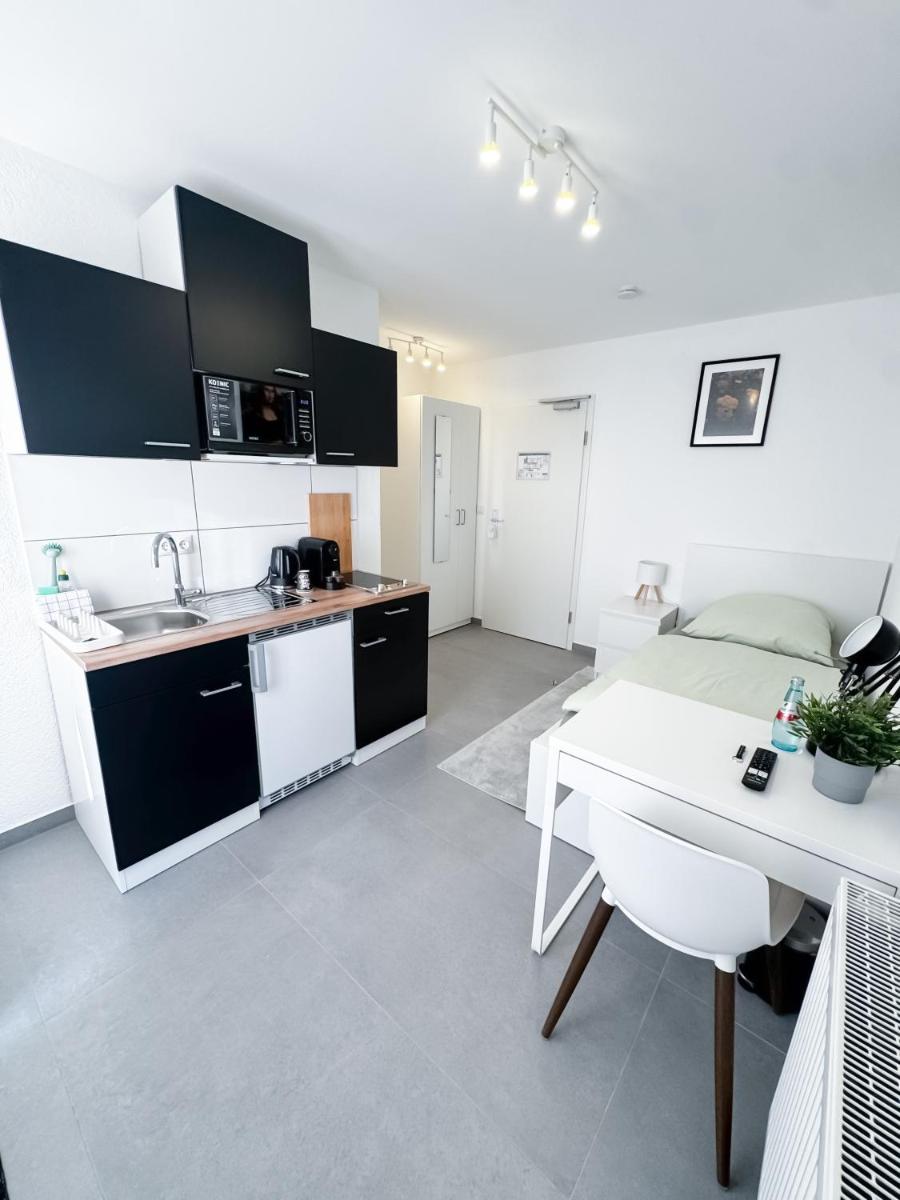 Durdi - Serviced Apartments - 24h Self-Check-in & Parking - Housity
