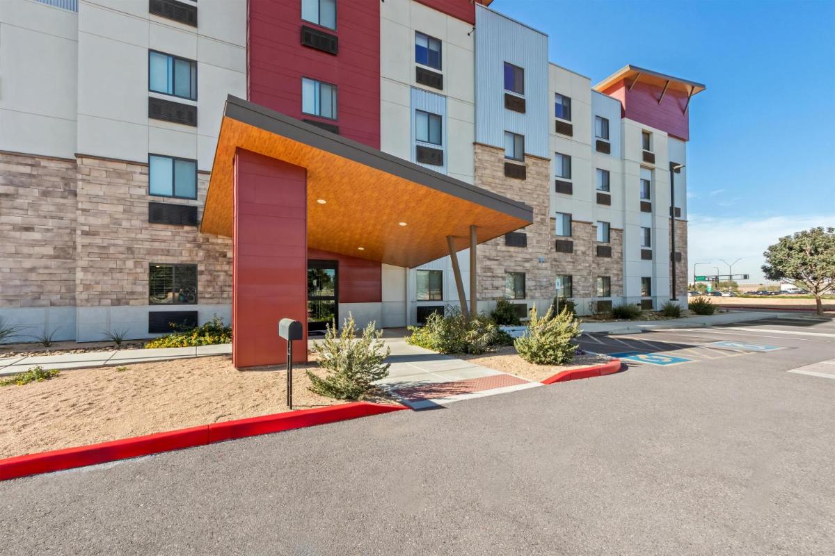 Sonesta Simply Suites Avondale - Housity
