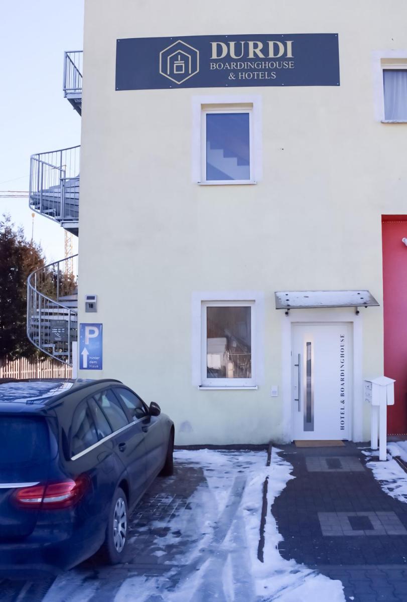 Durdi - Serviced Apartments - 24h Self-Check-in & Parking - Housity