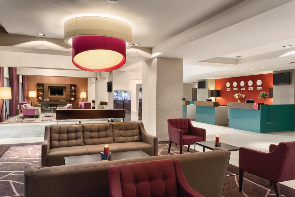 Hotel Ramada Pitesti - Housity
