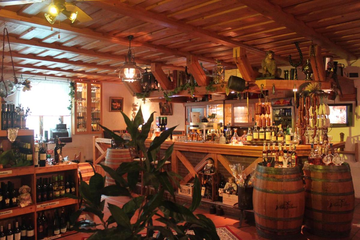 Pension und Restaurant Die Burg - Housity