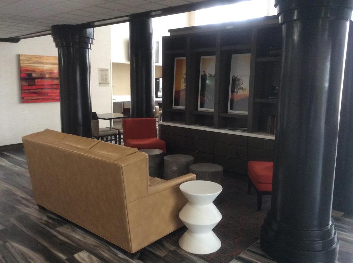 Hawthorn Extended Stay by Wyndham Corpus Christi - Housity