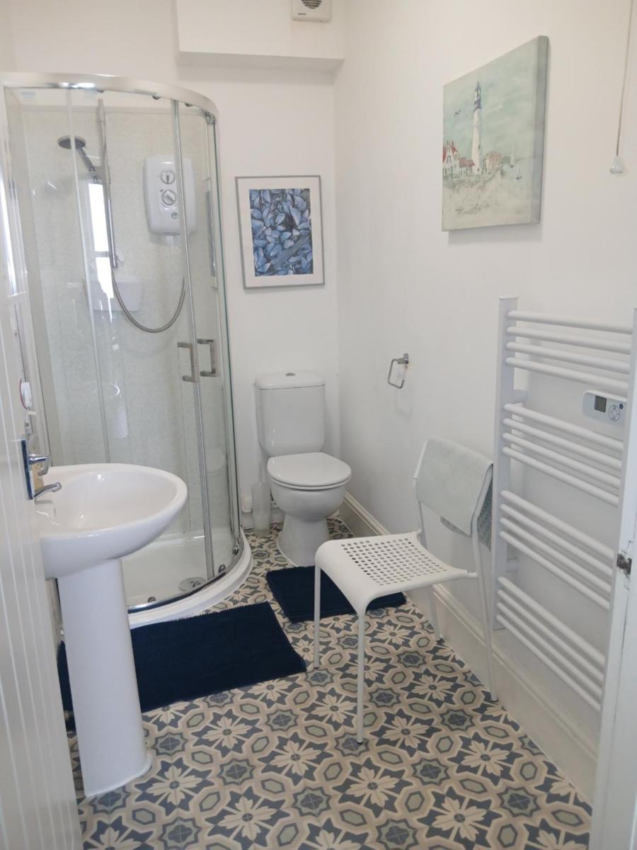 Rowntree Seaview Holiday Apartments - Housity