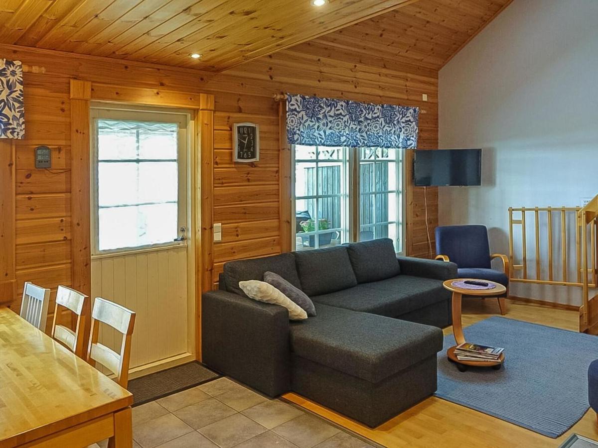 Holiday Home Aallotar kuiskaus by Interhome - Housity