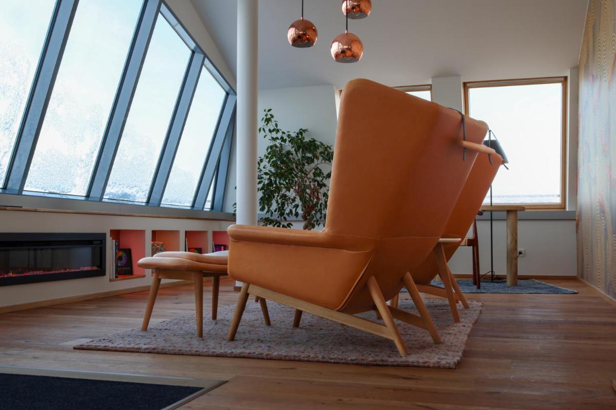 Ein Sitzbereich in der Unterkunft THE GRAND Ahrenshoop