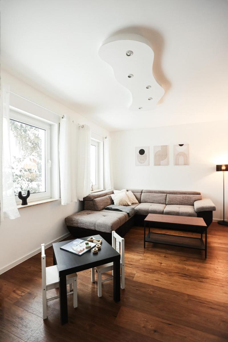 NEU im Harz, Das Haus am Wald mit privater Sauna, frisch renoviert - Housity