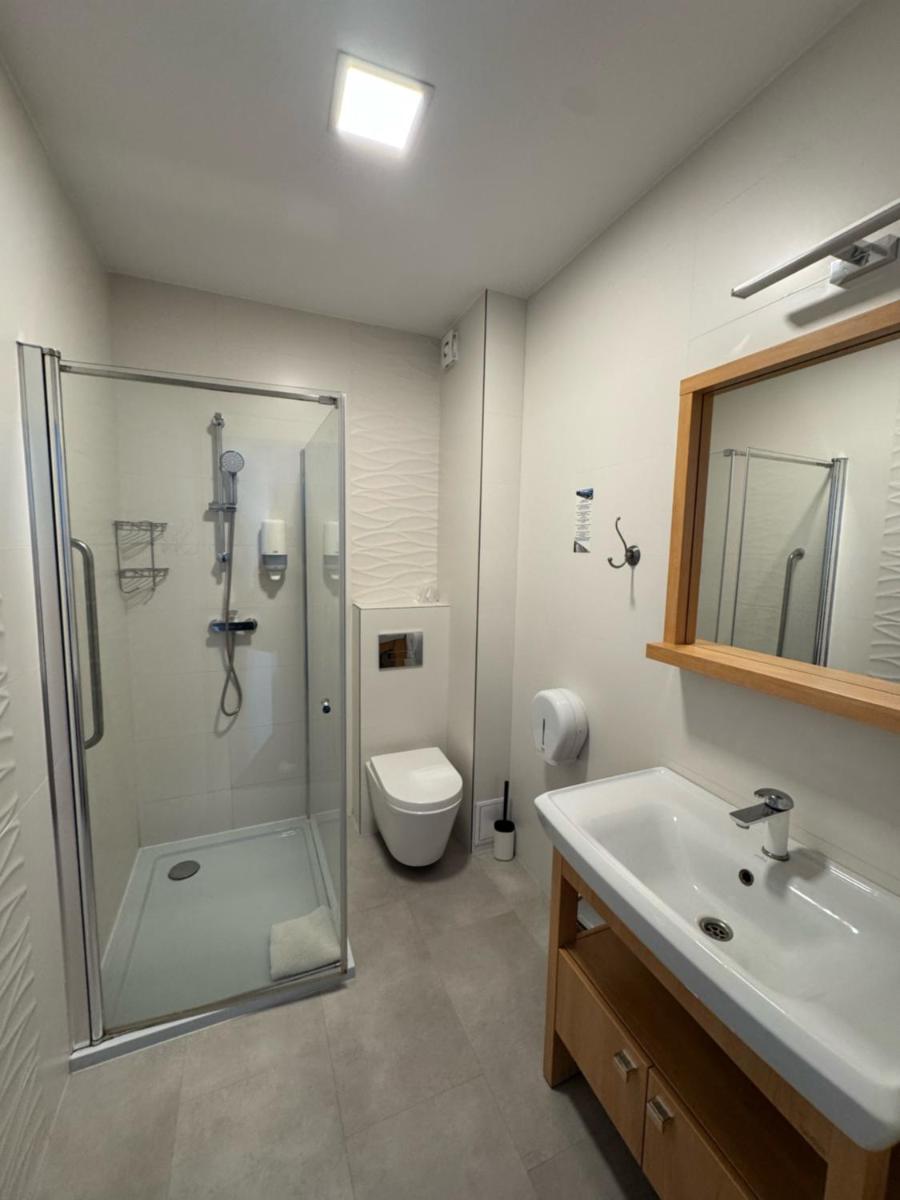 Carina Hotel - Hizvo