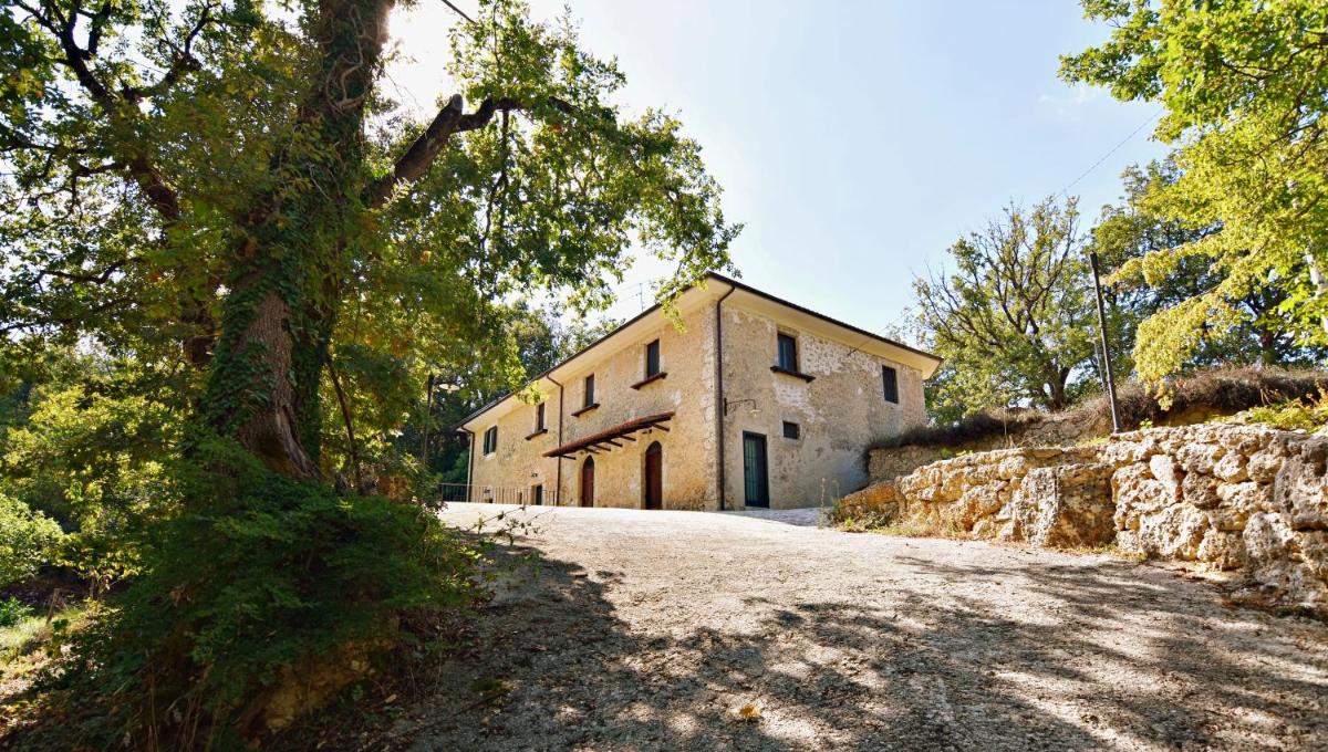 Chalet Colle Lo Zoppo - Housity