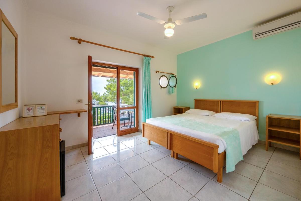 Hotel Paradiso - Housity