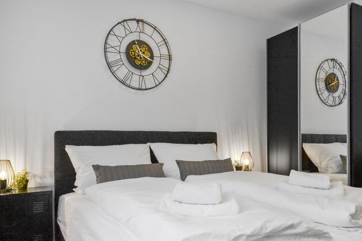 Apartment mit Terrasse und eigenem Eingang - Housity