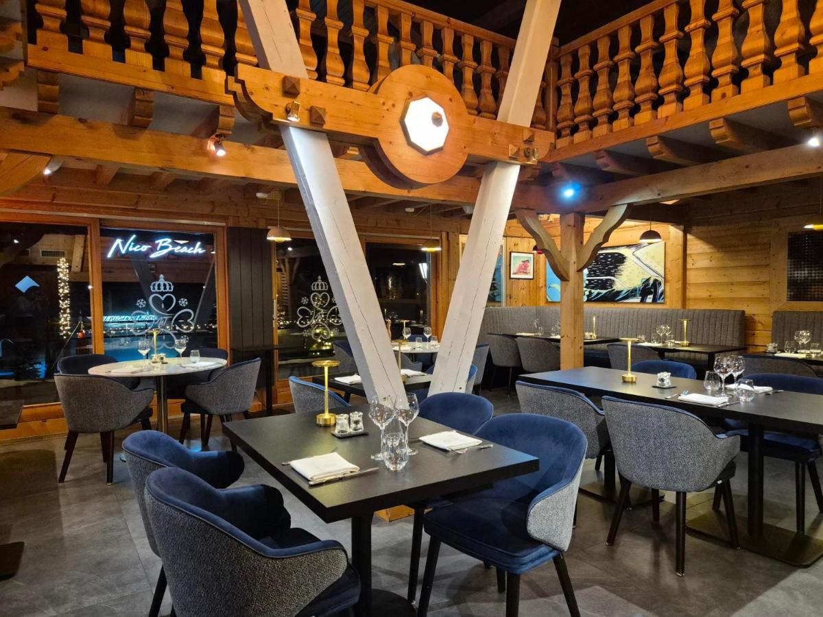 Restaurant ou autre lieu de restauration dans l'établissement Hôtel Le Labrador 1971