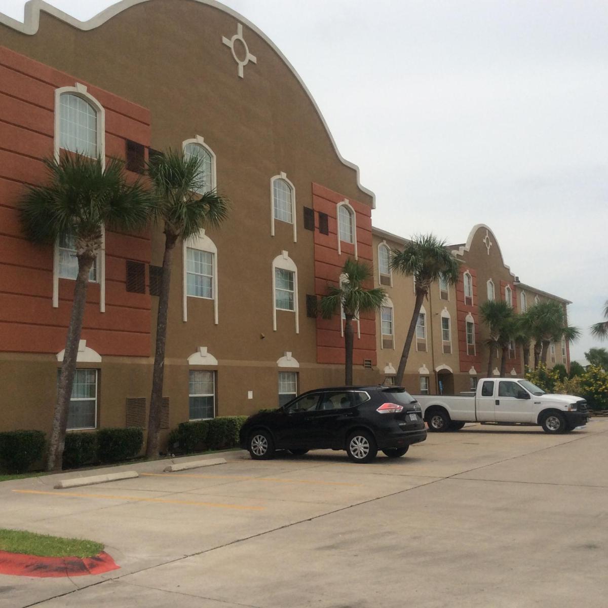 Hawthorn Extended Stay by Wyndham Corpus Christi - Housity