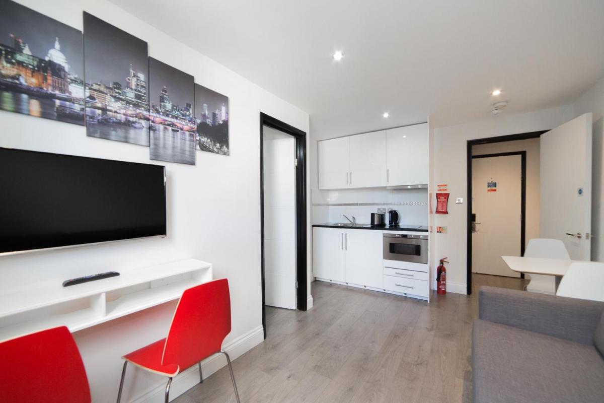 Imperial Court Suites - Housity