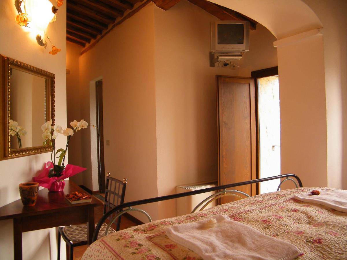 B&B La Fonte del Machiavelli - Housity