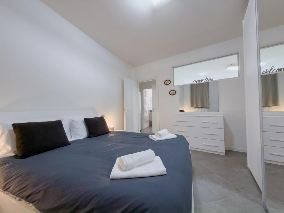 Apartment Center Sesto Calende - Housity