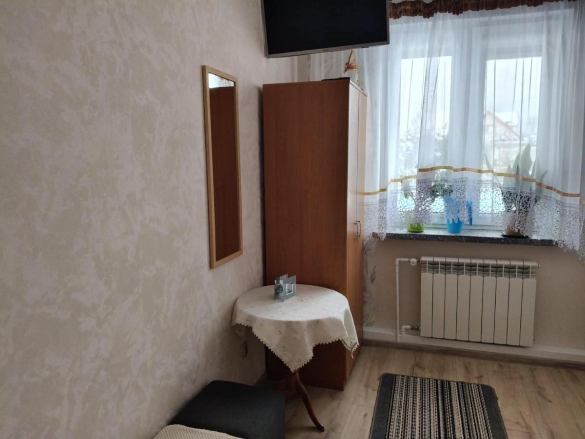 Gospodarstwo agroturystyczne Daleko od szosy - pokoje i domek - Housity