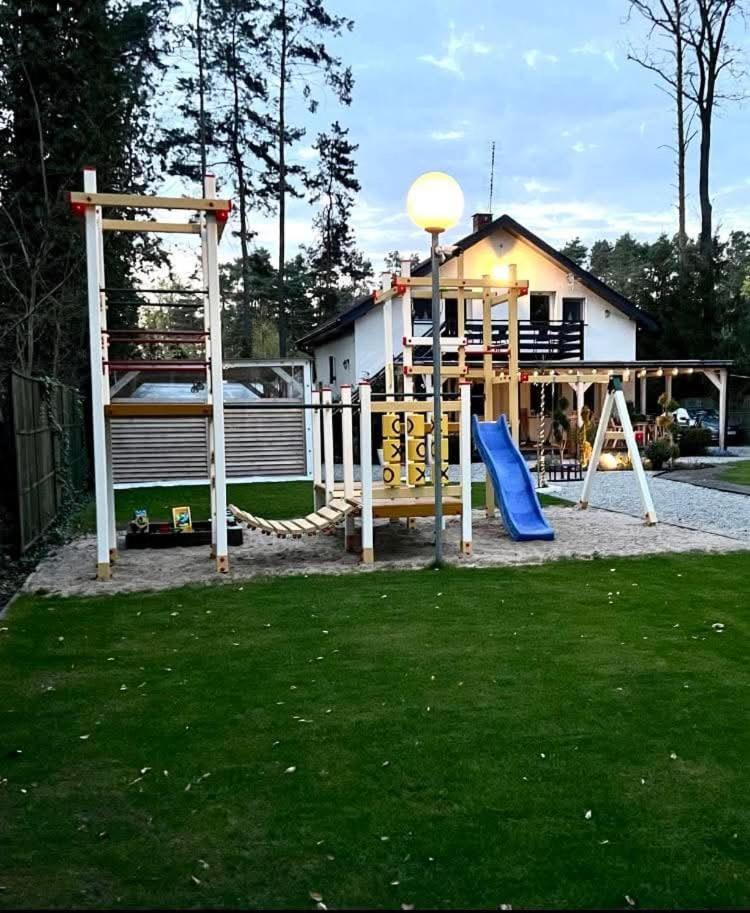 Wczasy Wieleń - Housity