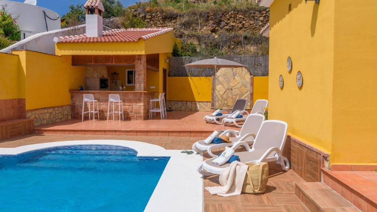 Villa Raquel Torrox by Ruralidays - Housity