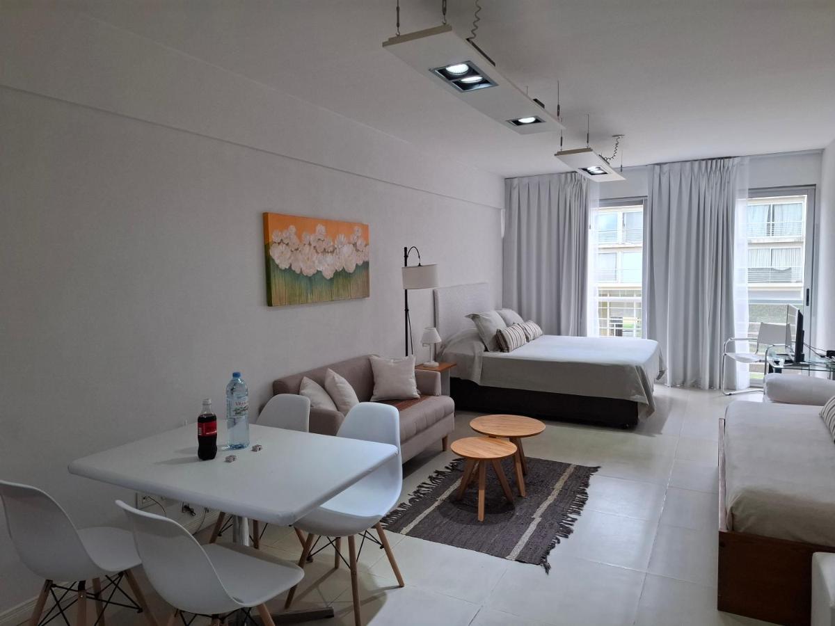Concord Pilar Suite Almendros - Housity