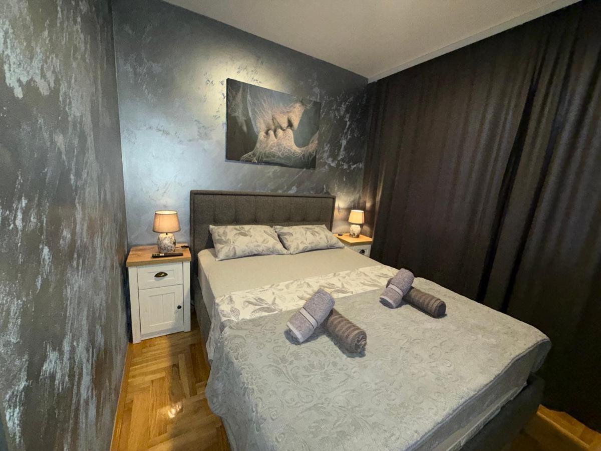 Apartman S&V 3 Istocno Sarajevo Lukavica sa Jacuzzi Lux Spa Hilandarska Centar - Housity