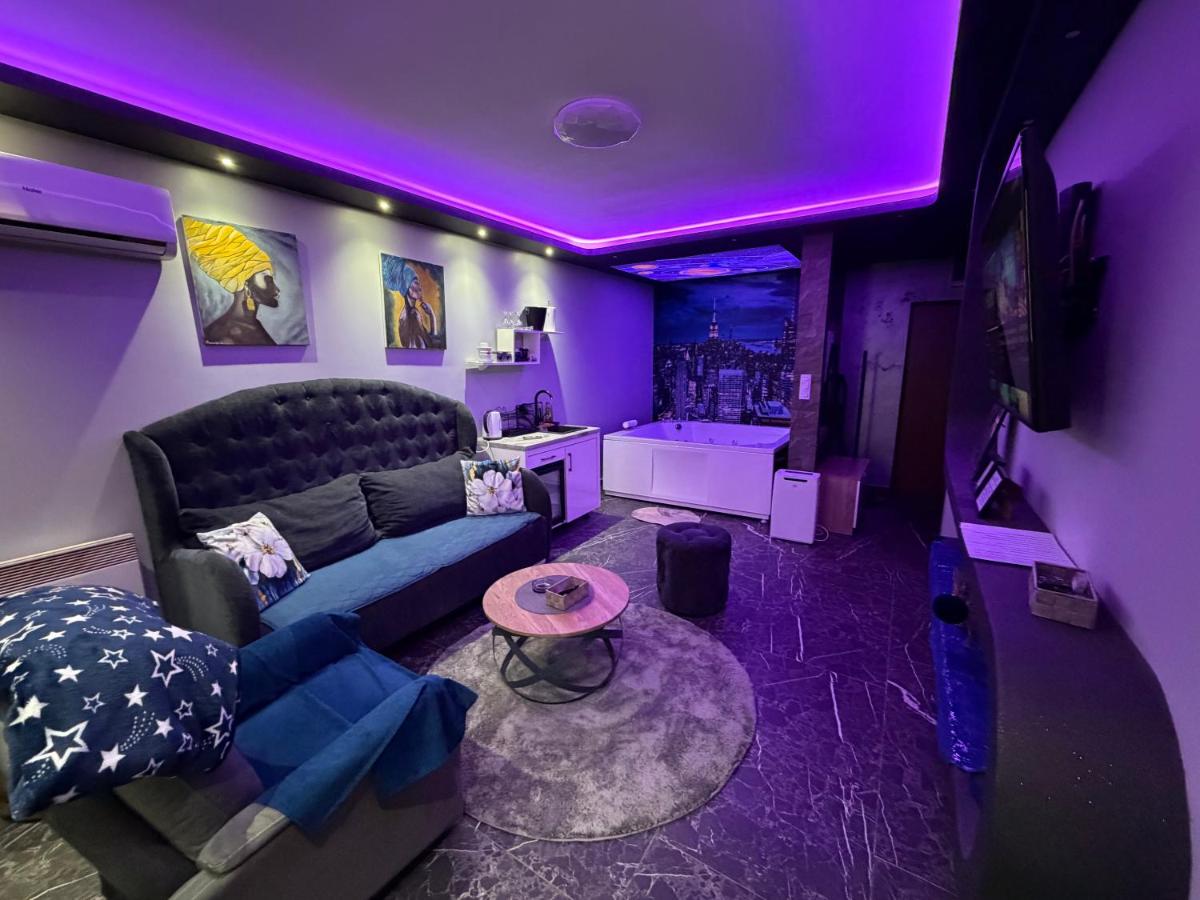 Apartman S&V 3 Istocno Sarajevo Lukavica sa Jacuzzi Lux Spa Hilandarska Centar - Housity