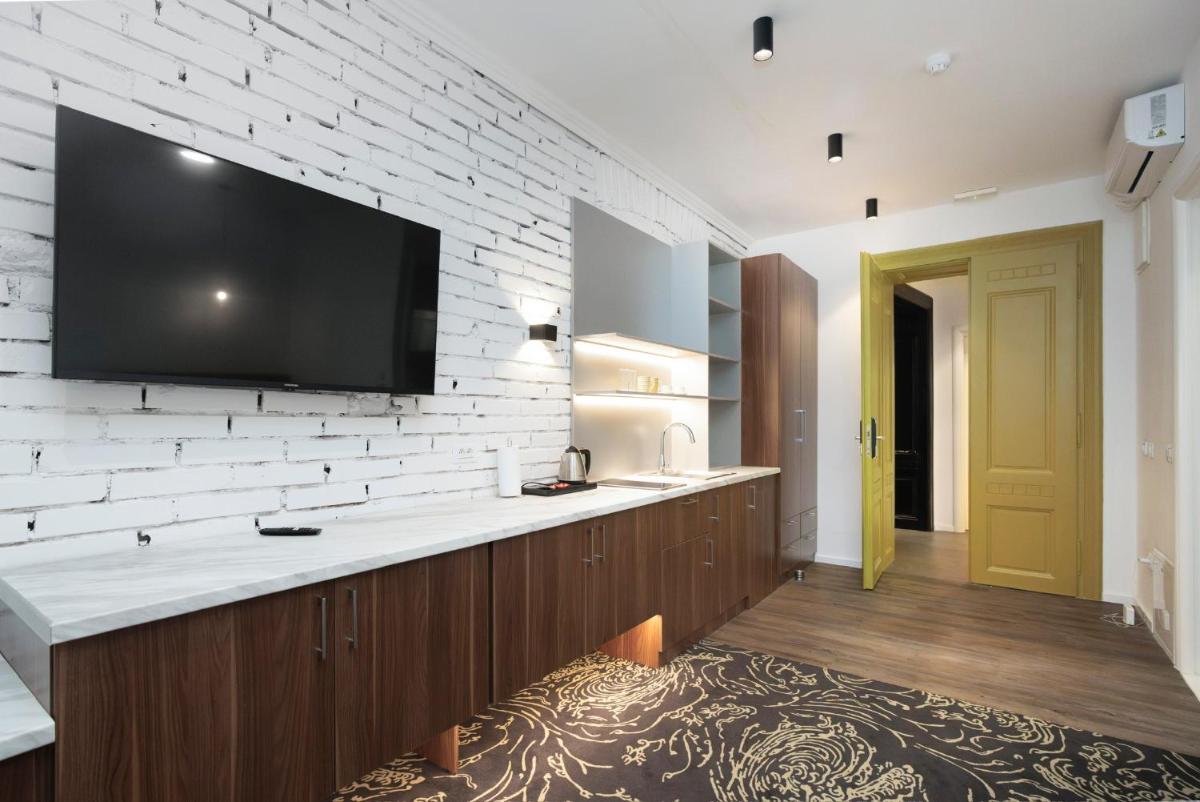 Sarajevo History Apartments - Authentic Heritage Stay - Housity
