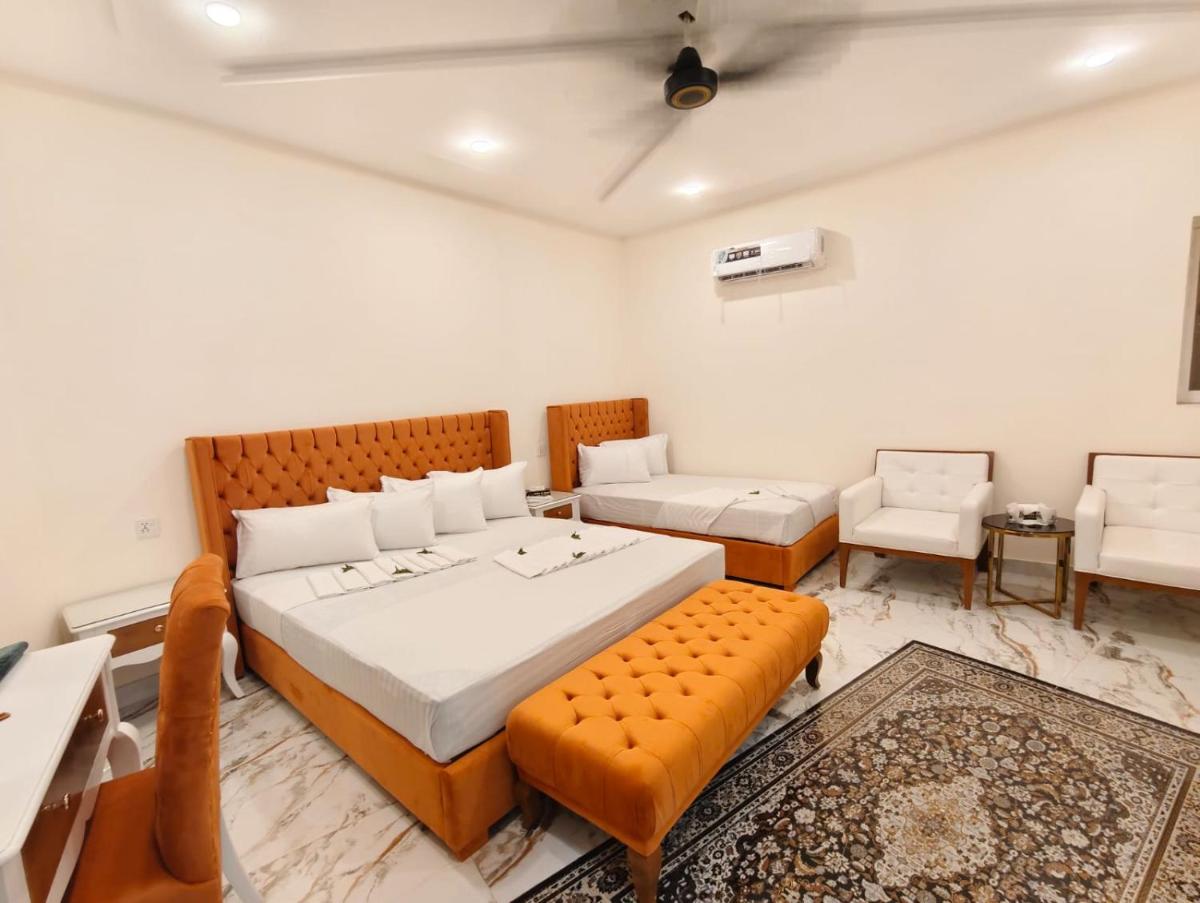 Hotel DE Smart Multan - Housity