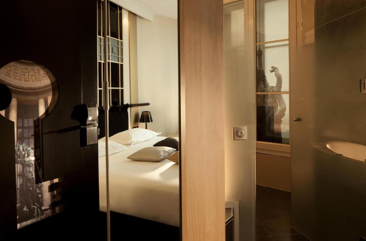 Salle de bains dans l'établissement Secret de Paris - Hotel & Spa