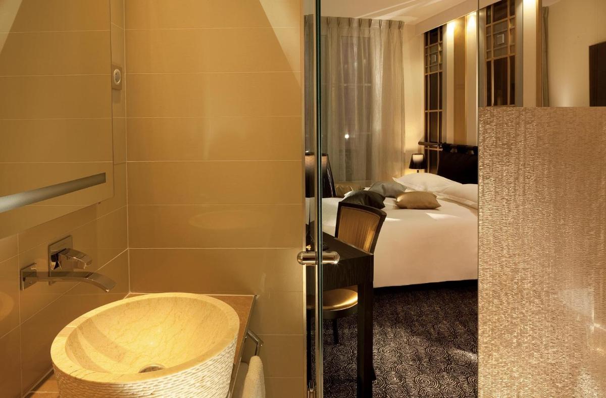 Salle de bains dans l'établissement Secret de Paris - Hotel & Spa