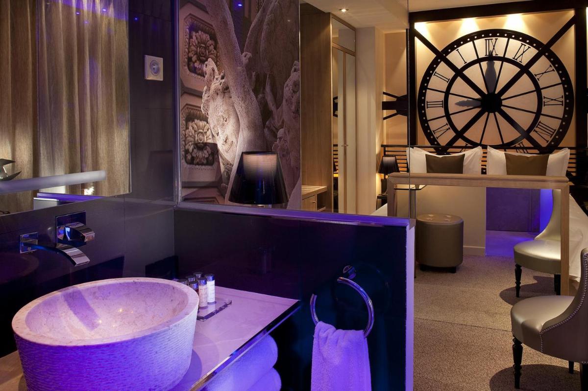 Coin salon dans l'établissement Secret de Paris - Hotel & Spa