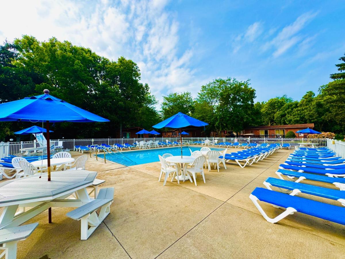 Island Club Rentals - Housity