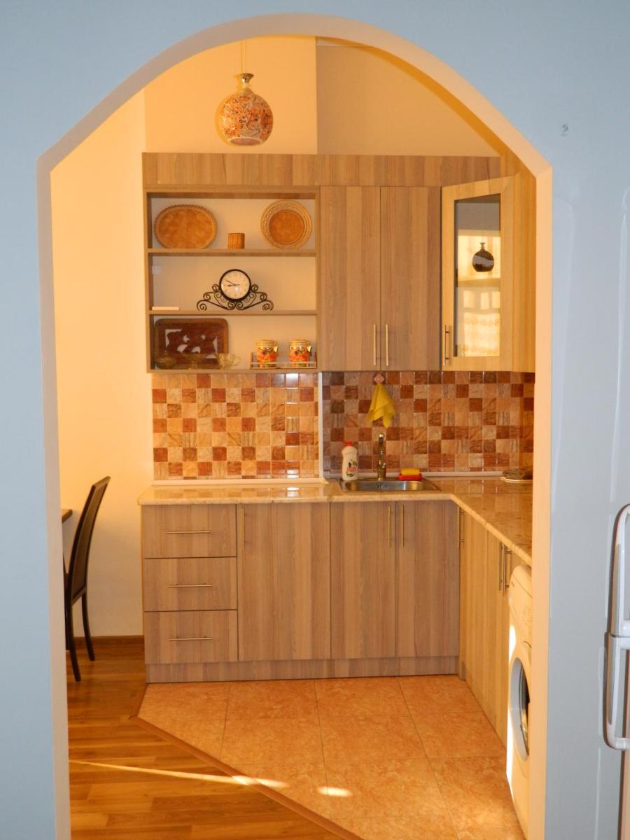 Suitetrails - Apartment on Aleksandr Pushkin Street