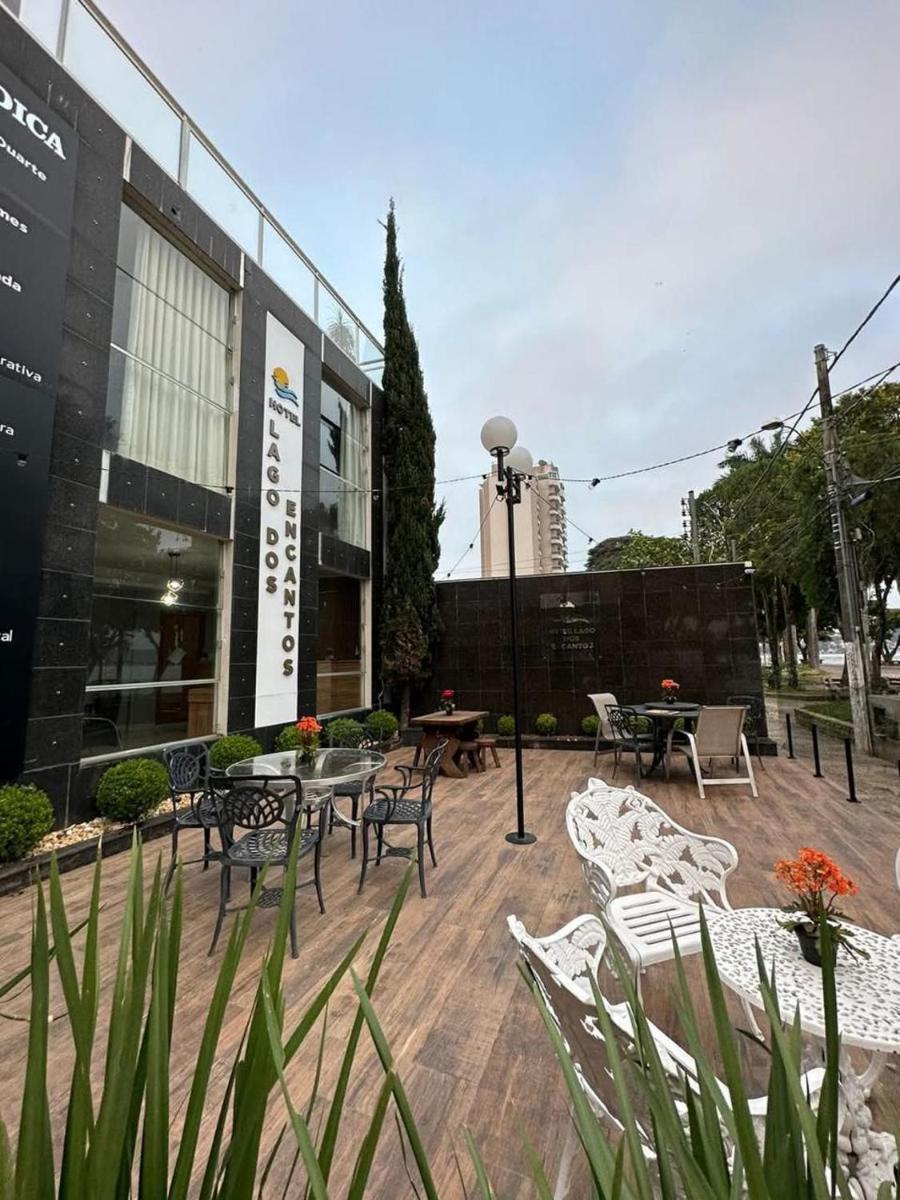 Hotel Lago dos Encantos - Housity