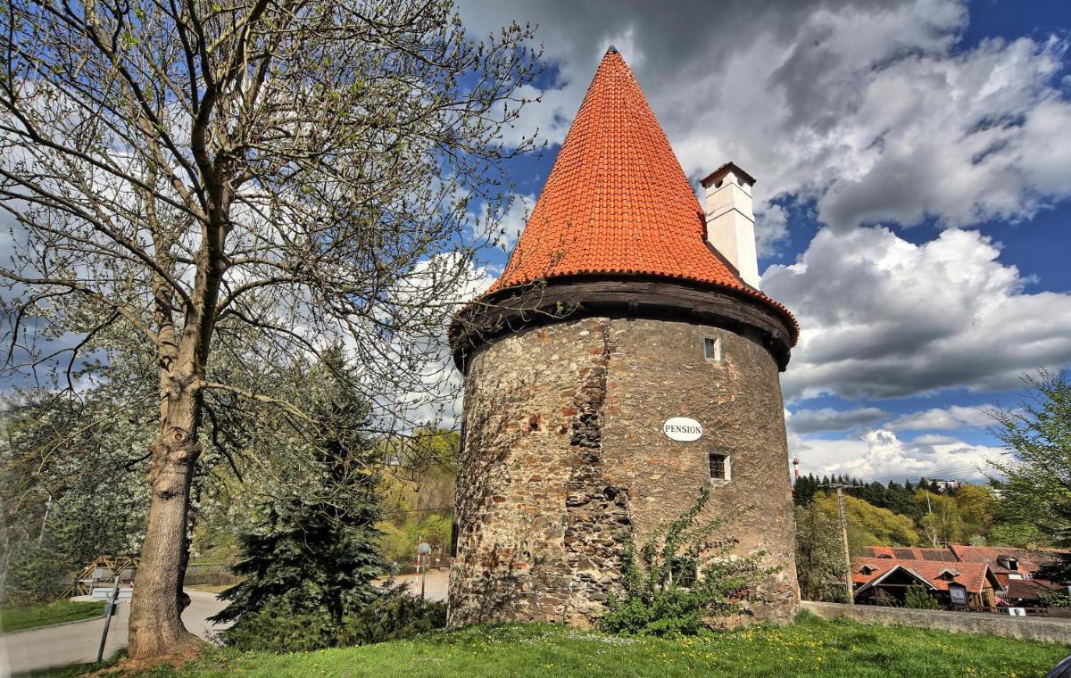 Krumlov Tower - Housity