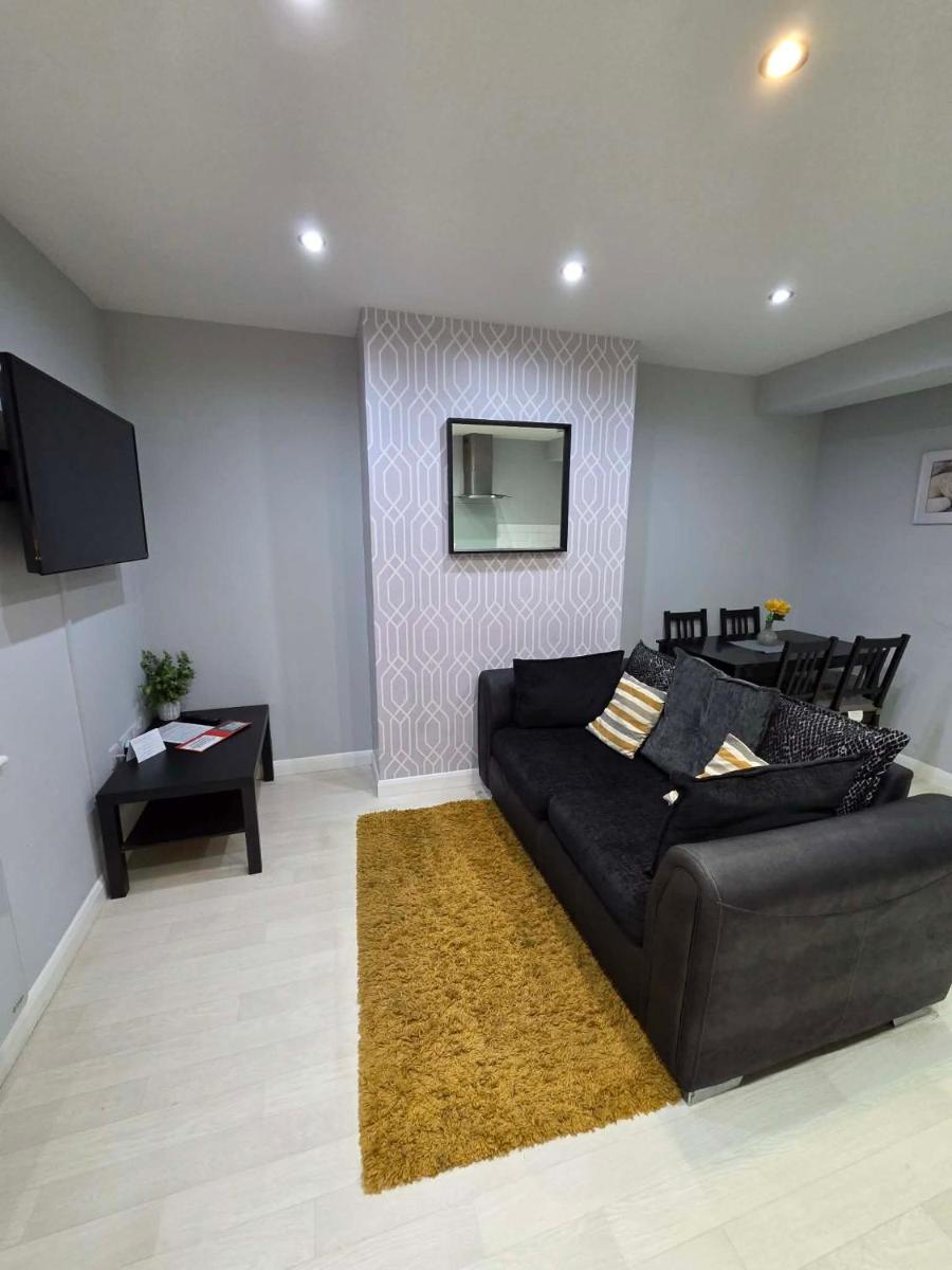 No 2 New Inn Apartments - Housity