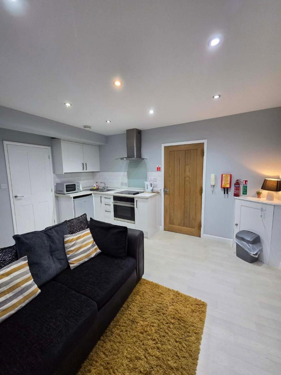No 2 New Inn Apartments - Housity