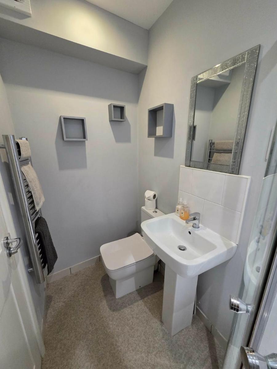 No 2 New Inn Apartments - Housity