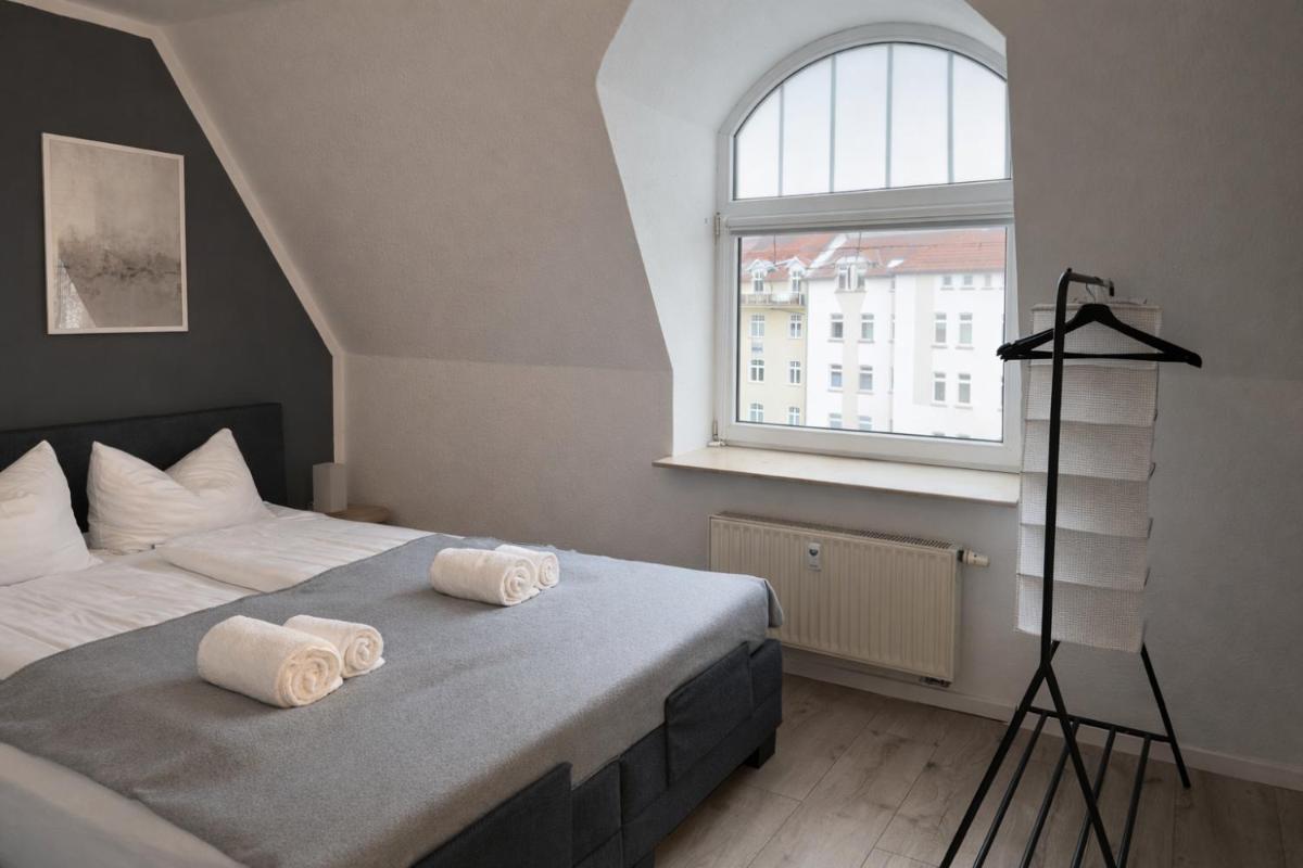 RAHA Apartments - Modernes Studio-Apartment - HBF - Housity