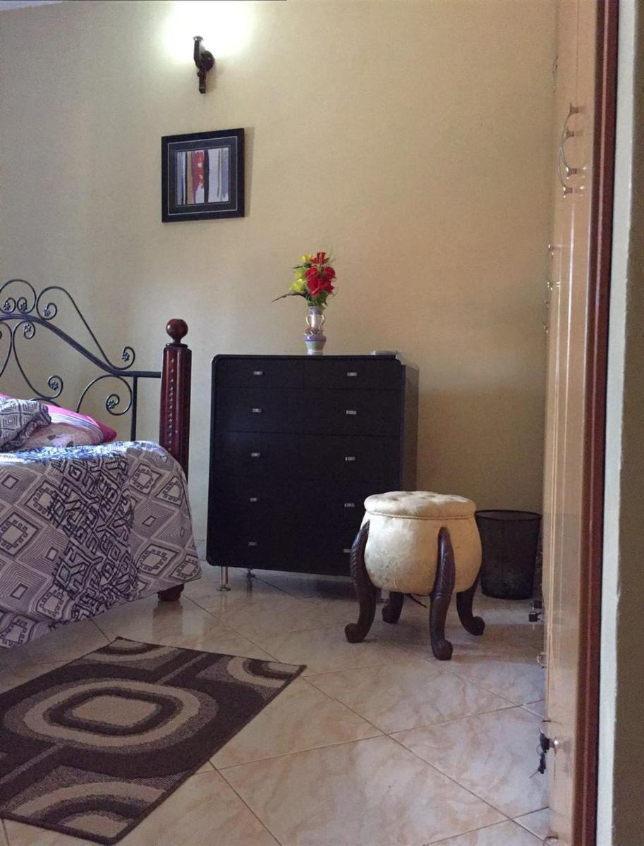 Namugongo Holiday Home - Housity