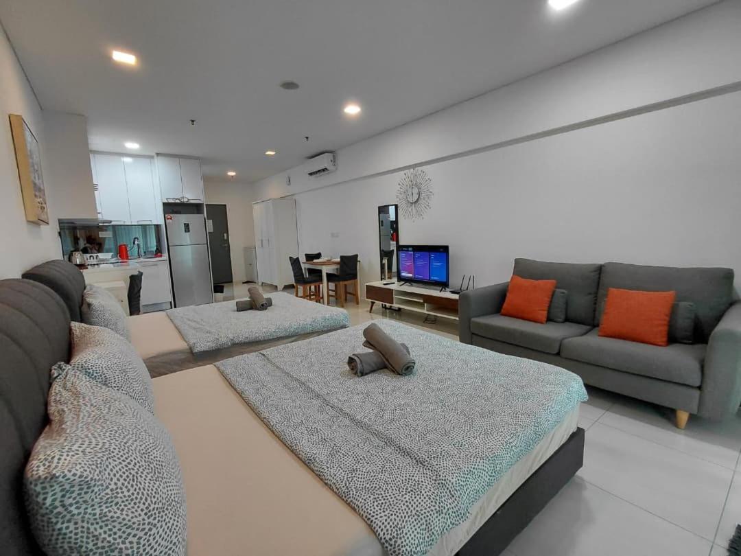 Inspired Homes @ Summer Suite - Hizvo