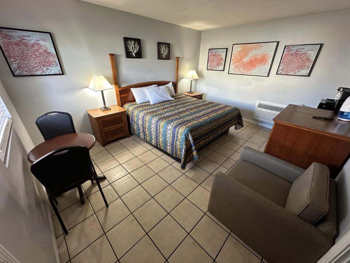 Pirates Cove - Housity