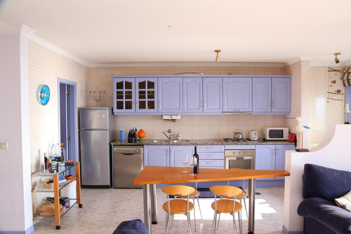 Em Cima Da Areia - Housity