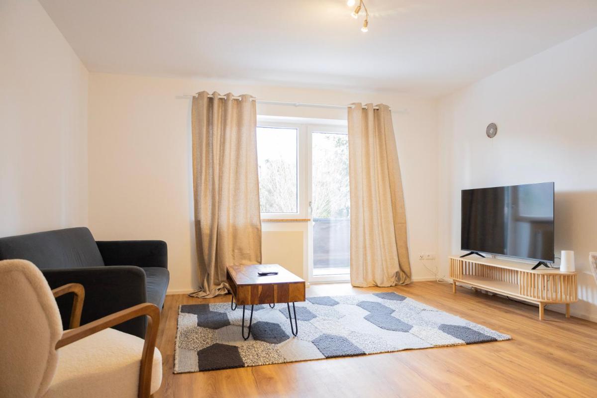 Holiday rental I Eschenlohe, Modern Bright Apartment with Mountain View - Housity